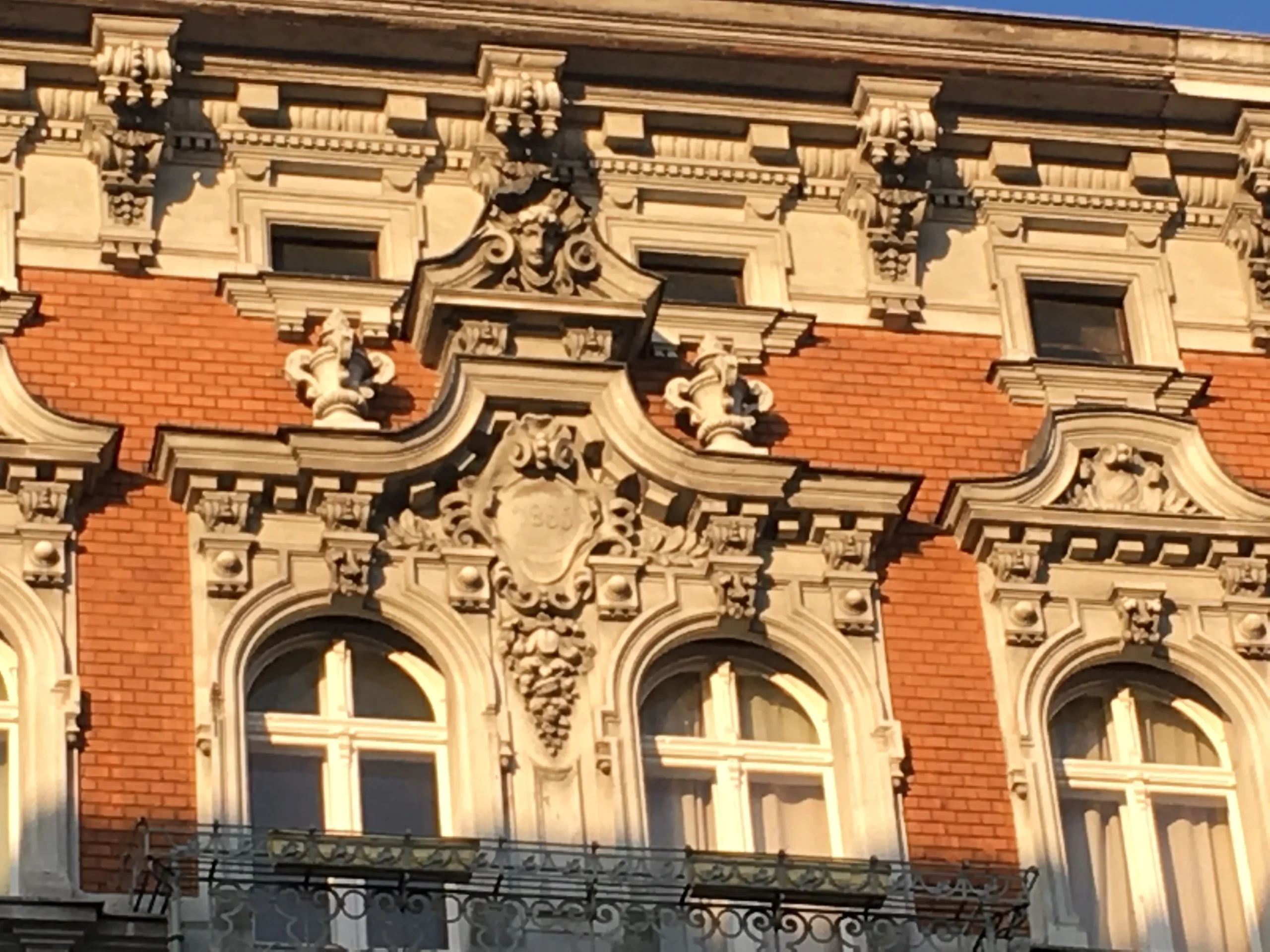 Wohn- und Geschäftshaus Gotzkowskystr. Berlin